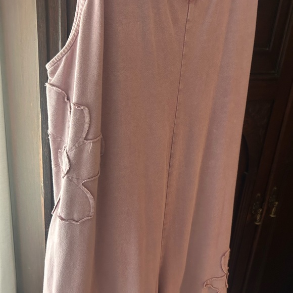 Boutique Easel Mauve Floral Tie-Shoulder Jumpsuit overalls pink purple rose M L - Picture 5 of 5